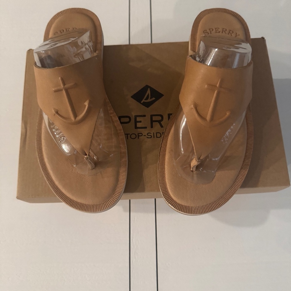 Women’s Sperry seaport sandal size 6 tan